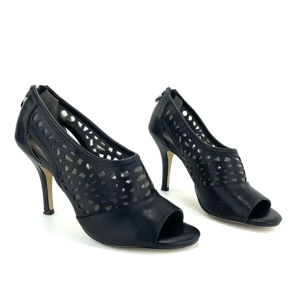 Tahari Lilith Black Stiletto Heels Sz 8.5 Open Toe Leather Laser Cut-Out Accent